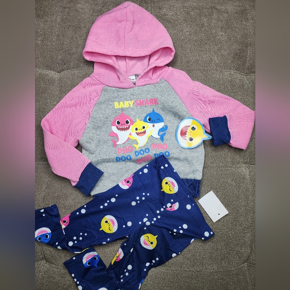Baby shark baby matching set